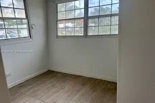 8732 SW 16th St, Davie, FL 33324 - Photo 13