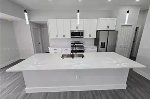 1605 W 11th St, Lehigh Acres, FL 33972 - Photo 9