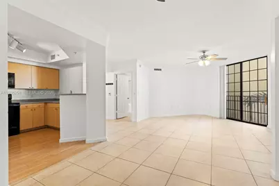 1919 Van Buren St #418A, Hollywood, FL 33020 - Photo 7