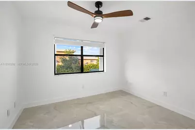 7662 SW 152nd Ave #3-22, Miami, FL 33193 - Photo 11