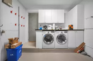 627 Alcazar Ave, Coral Gables, FL 33134 - Photo 35