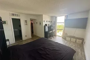 13499 Biscayne Blvd, North Miami, FL 33181 - Photo 17