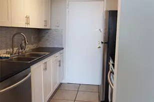 [Address not provided], North Miami, FL 33181 - Photo 9