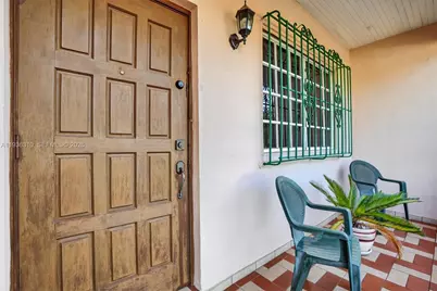 1633 SW 30th Ave, Miami, FL 33145 - Photo 3