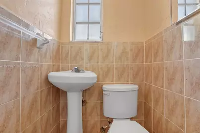 1633 SW 30th Ave, Miami, FL 33145 - Photo 21