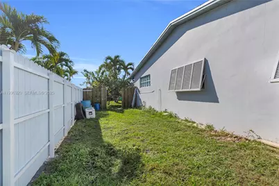 610 NW 16th St, Homestead, FL 33030 - Photo 19
