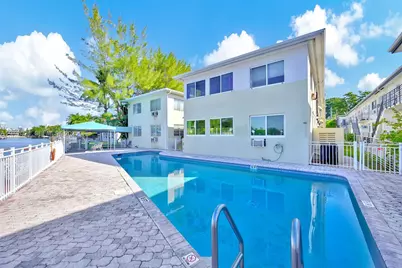 4730 Pine Tree Dr #14, Miami Beach, FL 33140 - Photo 21