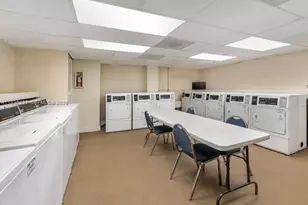 19201 Collins Ave, Sunny Isles Beach, FL 33160 - Photo 23