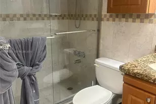 19201 Collins Ave, Sunny Isles Beach, FL 33160 - Photo 7