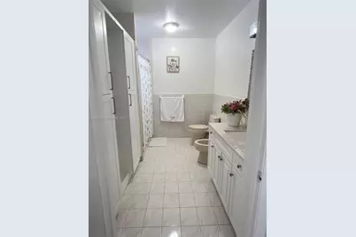 1351 SW 70th Ave, Miami, FL 33144 - Photo 9
