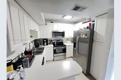 8116 Severn Dr #C, Boca Raton, FL 33433 - Photo 5