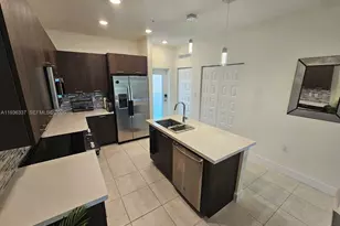 8301 NW 41st St, Doral, FL 33166 - Photo 3