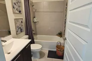 8301 NW 41st St, Doral, FL 33166 - Photo 25