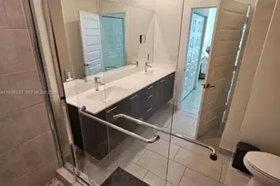 8301 NW 41st St, Doral, FL 33166 - Photo 23