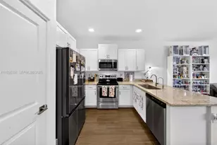 1420 SE 24th Terrace, Homestead, FL 33035 - Photo 11