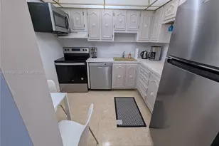 2 Abbey Ln, Delray Beach, FL 33446 - Photo 3