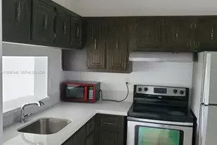 496 NW 165th St Rd, Miami, FL 33169 - Photo 13