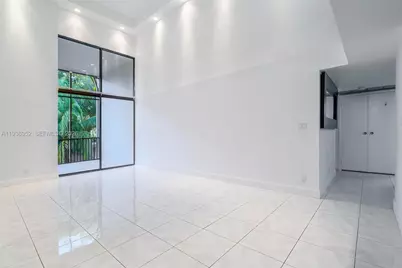 20347 W Country Club Dr #TH15, Aventura, FL 33180 - Photo 3