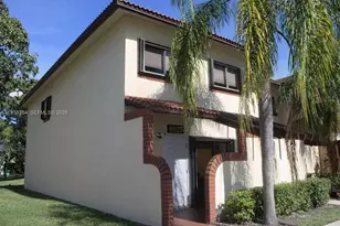 8925 Springtree Lakes Dr, Sunrise, FL 33351 - Photo 1