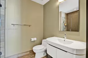 15811 Collins Ave, Sunny Isles Beach, FL 33160 - Photo 35