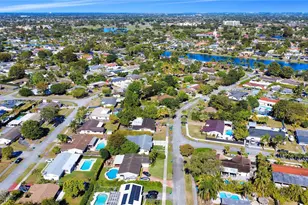 7904 SW 139th Ct, Miami, FL 33183 - Photo 5