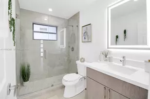 7904 SW 139th Ct, Miami, FL 33183 - Photo 23