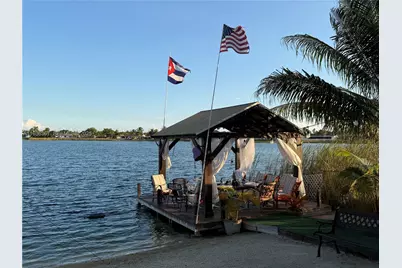 15022 SW 67th Ln, Miami, FL 33193 - Photo 9