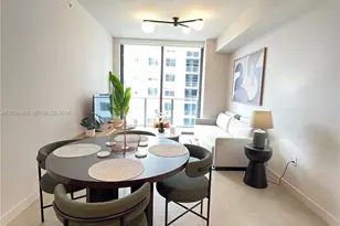 11 NE 6th St, Miami, FL 33132 - Photo 5