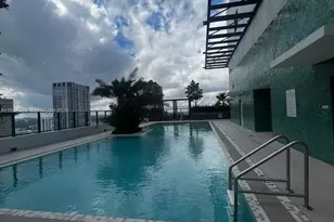 11 NE 6th St, Miami, FL 33132 - Photo 33