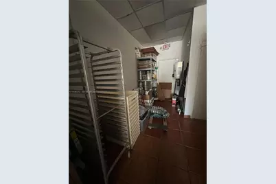 16451 NE 15th Ave, North Miami Beach, FL 33162 - Photo 5