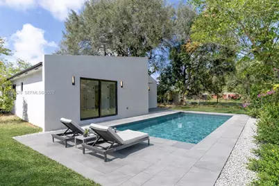 6421 SW 59th Ave, South Miami, FL 33143 - Photo 29