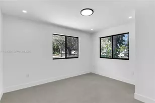 6421 SW 59th Ave, South Miami, FL 33143 - Photo 17