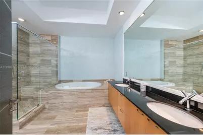 15901 Collins Ave #3807, Sunny Isles Beach, FL 33160 - Photo 13