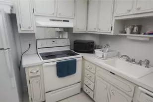 1985 S Ocean Dr, Hallandale Beach, FL 33009 - Photo 11