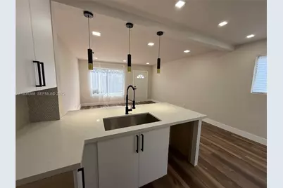 7821 NW 30th St, Davie, FL 33024 - Photo 25