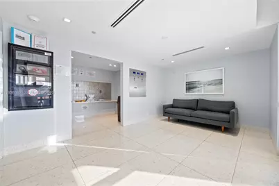 20335 W Country Club Dr #1905, Aventura, FL 33180 - Photo 21