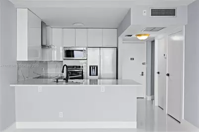 20335 W Country Club Dr #1905, Aventura, FL 33180 - Photo 5