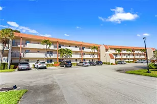 271 S Hollybrook Dr, Pembroke Pines, FL 33025 - Photo 39