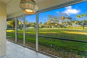 271 S Hollybrook Dr, Pembroke Pines, FL 33025 - Photo 19