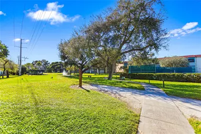 271 S Hollybrook Dr #51-106, Pembroke Pines, FL 33025 - Photo 37