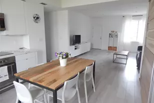 831 10th St, Miami Beach, FL 33139 - Photo 5