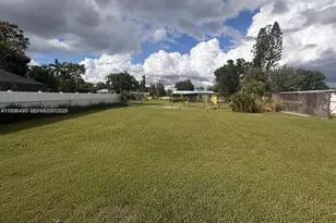 130 Virginia Ct, Englewood, FL 34223 - Photo 21