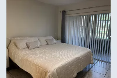 351 Cambridge Rd #108, Hollywood, FL 33024 - Photo 17