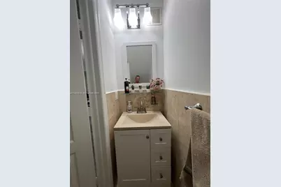 4377 NW 110th Ave, Doral, FL 33178 - Photo 23