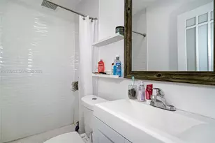 216 SW 6th St, Hallandale Beach, FL 33009 - Photo 29