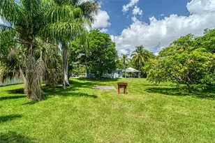 216 SW 6th St, Hallandale Beach, FL 33009 - Photo 45