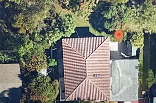 1185 NW 134th St, North Miami, FL 33168 - Photo 11