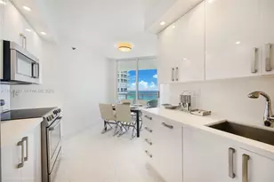16425 Collins Ave, Sunny Isles Beach, FL 33160 - Photo 3