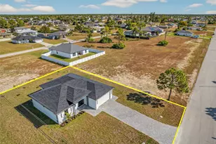 2325 NW 25th Ln, Cape Coral, FL 33993 - Photo 33