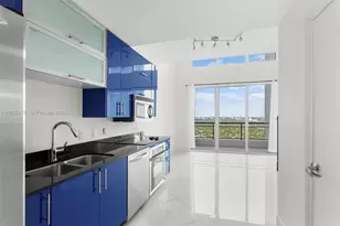 60 SW 13th St, Miami, FL 33130 - Photo 13